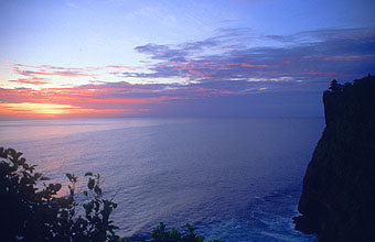 Uluwatu temple at sunset panorama0