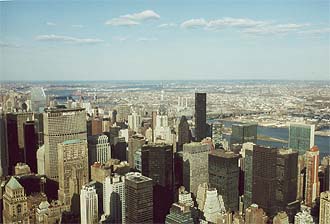 NYC_New_York_Central_Manhattan_with_Chrysler_Building_and_UNO_Headquarters.jpg