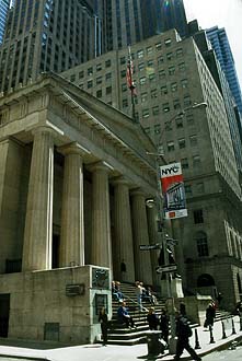 NYC_New_York_Federal_Hall_National_Memorial_facing_Wall_Street.jpg