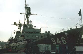 NYC_New_York_Sea_Air_and_Space_Museum_Destroyer_Edson.jpg