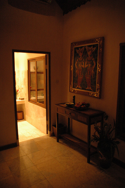 DPS Bali Ubud Bedulu Gubah Bali Exclusive Villas bathroom door 3008x2000