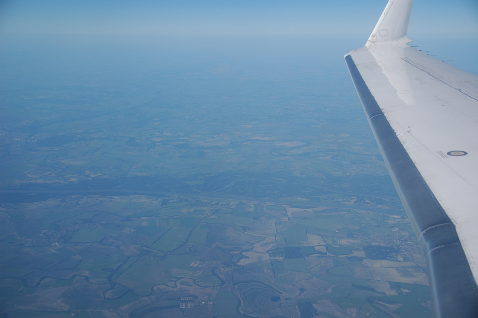 BUD Hungary - danube river and landscape with fields from aircraft 01 3008x2000