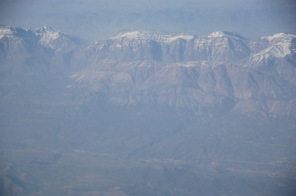 THR Iran - Zagros mountain range from aircraft 02 3008x2000