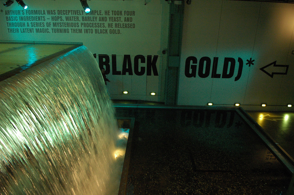 DUB Dublin - Guinness Storehouse and Brewery museum - waterfall 3008x2000