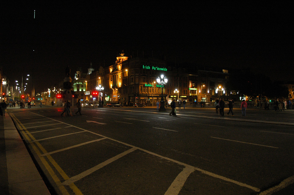 DUB Dublin - O Connell Bridge by night 02 3008x2000