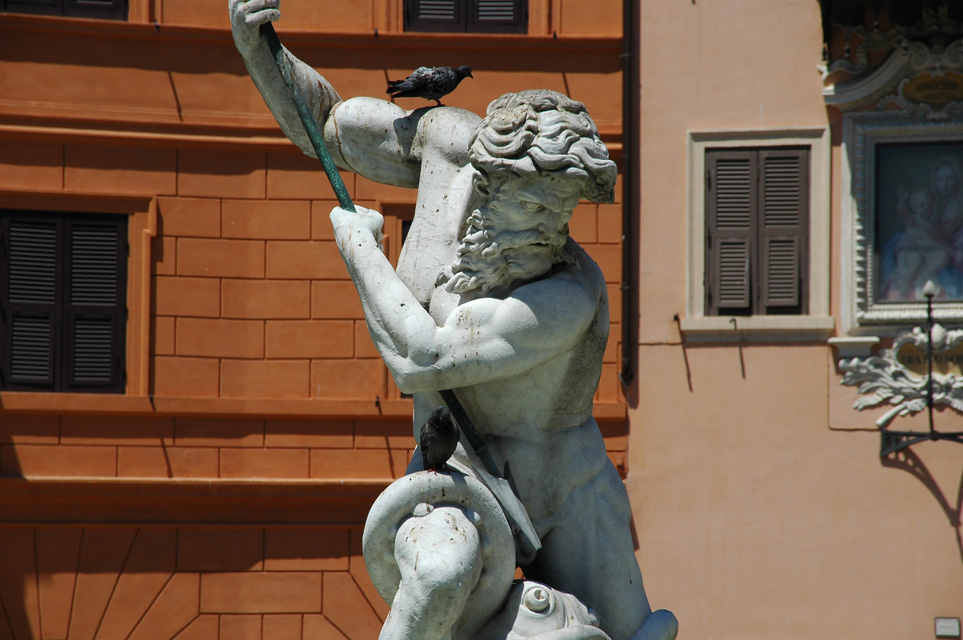 FCO Rome - Piazza Navona small fountain detail 3008x2000