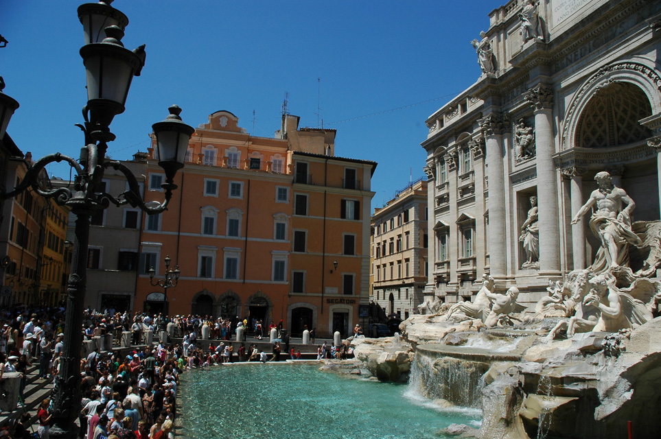 FCO Rome - Trevi Fountain 02 3008x2000