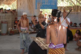 AMI Lombok Loang Gali village traditional dance performance 18 3008x2000