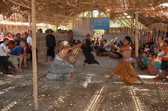 AMI Lombok Loang Gali village traditional dance performance 20 3008x2000