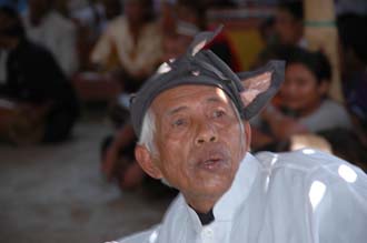 AMI Lombok Loang Gali village traditional dance performance 21 3008x2000