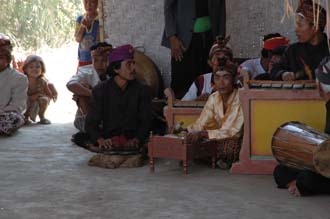 AMI Lombok Loang Gali village traditional dance performance 3 3008x2000