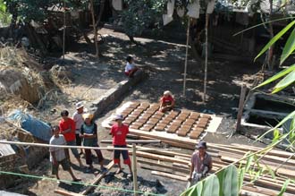 AMI Lombok Masbagik Timur pottery village 1 3008x2000