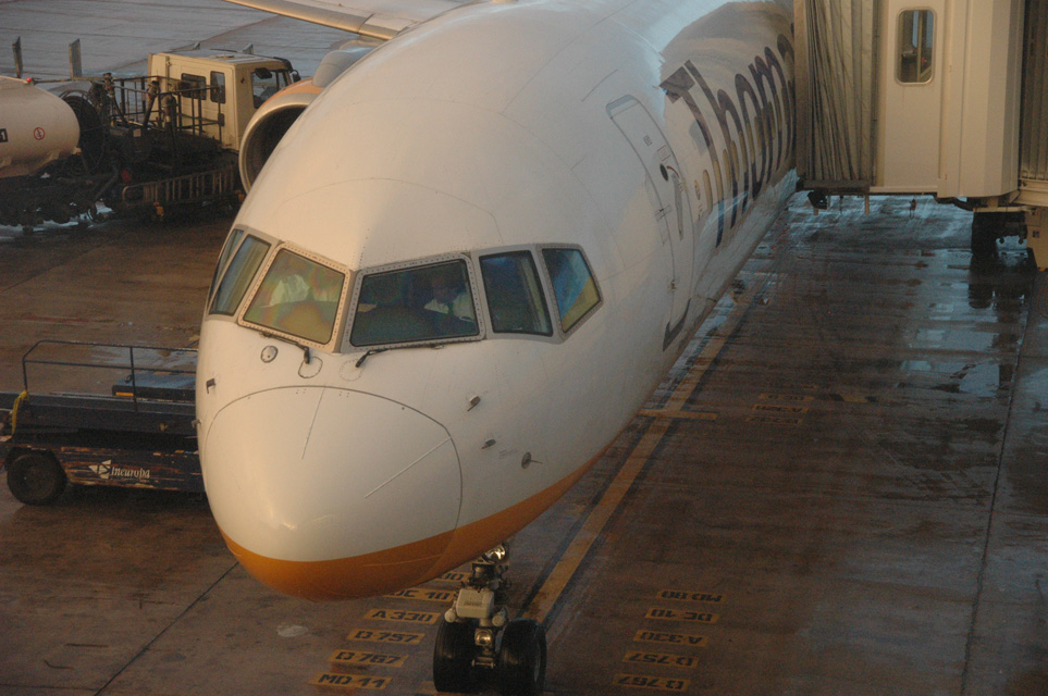 PMI Mallorca - Palma de Mallorca Airport - Condor Boeing 757 aircraft 02 3008x2000