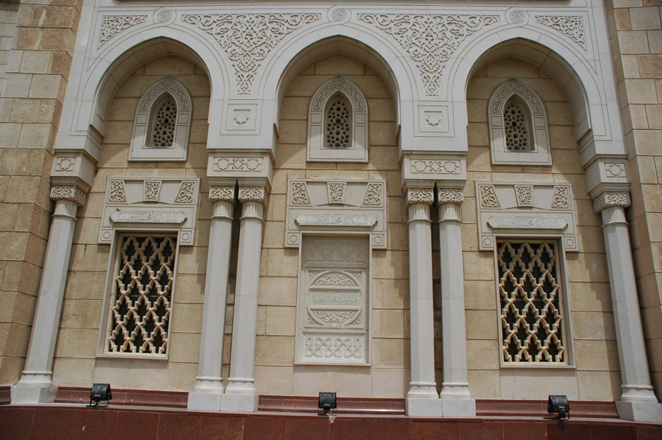 DXB Dubai Jumeirah Beach - Jumeirah Mosque facade detail 3008x2000